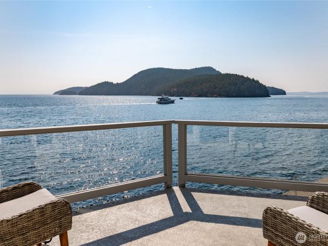 2401 Skyline Way, Unit 203E, Anacortes, WA 98221 | MLS #2480