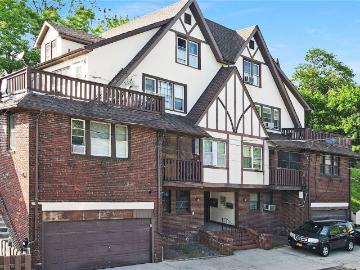2401 2 Richmond Road