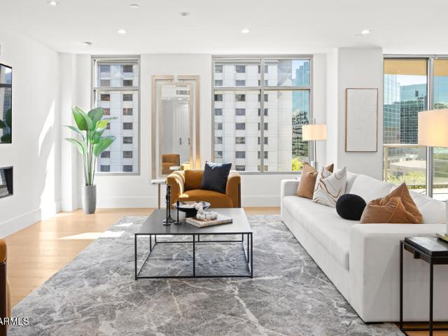 2402 e esplanade lane # 604