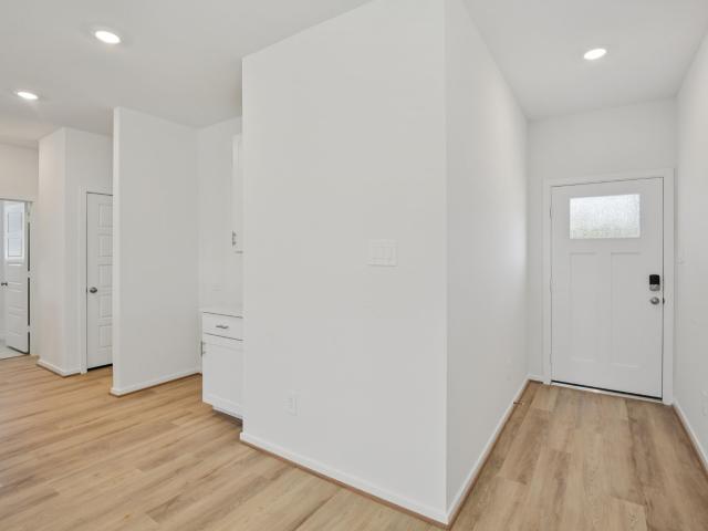 2402 Pioneer Landing Lane