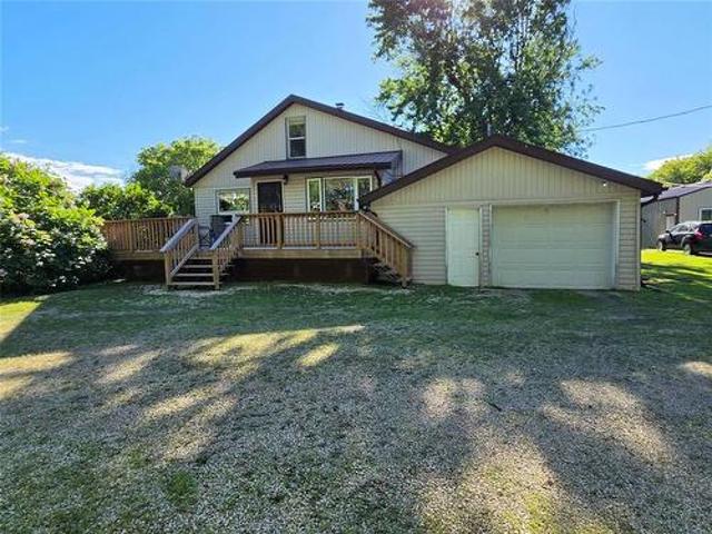 24037 Highway, Oakville, MB, R0H 0Y0 house for sale | Listing ID 202614 | Royal LePage