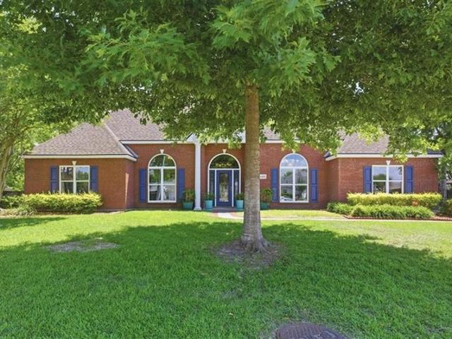 2403 Misty Wood Dr, Lake Charles, LA 70605