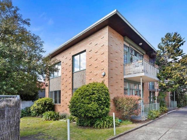 2/40 Barkers Road, Hawthorn