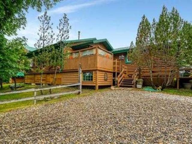 240 Essex Street, Carbon, AB, T0M 0L0 house for sale | Listing ID A2342 | Royal LePage