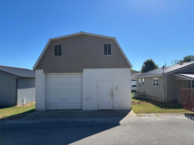 240 Lovell Lane