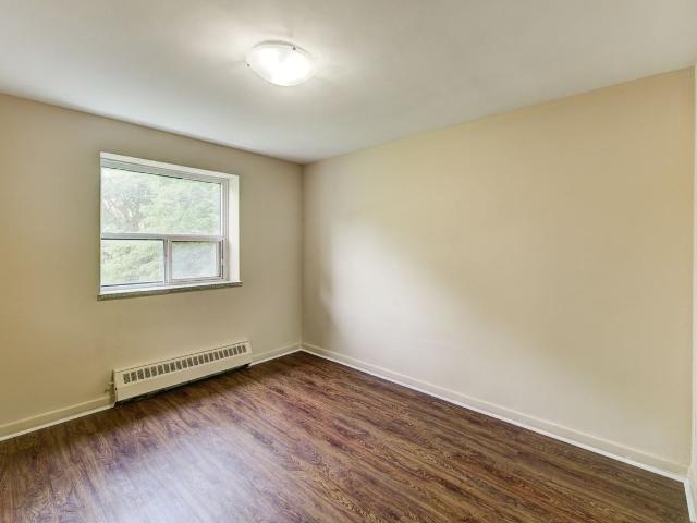 240 Lake Promenade 2 Bedroom Apartment for Rent at 240 Lake Promenade, Toronto, ON M8W 1B2 Long Branch