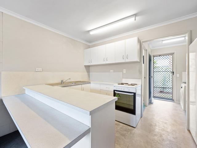 2/40 Marten Street South Gladstone, QLD 4680