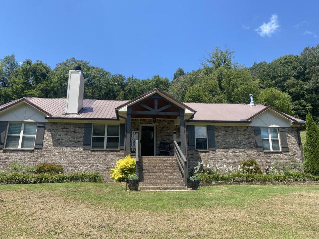 240 Scenic Ct