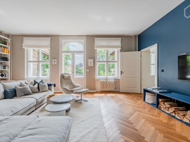 240 sqm Period Villa Apartment | Berlin Dahlem | Designer Furnished | Garden + Terrace | 2 Bathrooms, Berlin Amsterdam Apartments for Rent