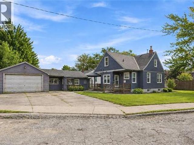 240 Pelham Road, St. Catharines, ON, L2S 1X6 house for sale | Listing ID 40862 | Royal LePage