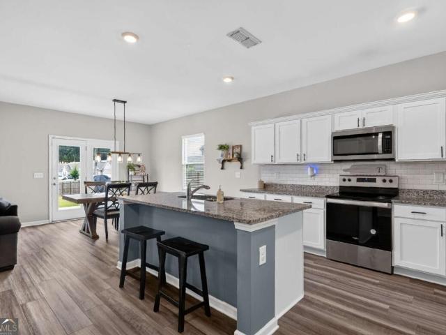 240 River Branch Way