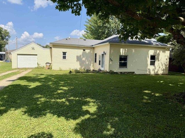 240 Rich St, Maynard, IA 50655