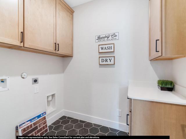 240 Tundra Ln