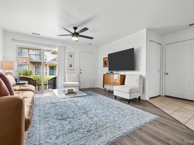 24149 Wedgewood Circle