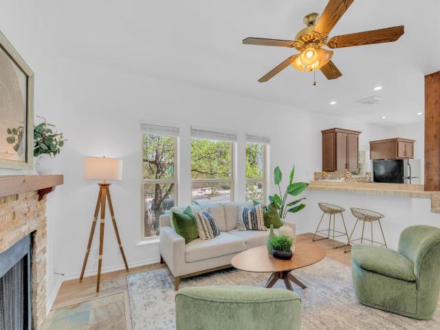 2414 Longview St, Unit 101, Austin, TX 78705 | MLS #8645