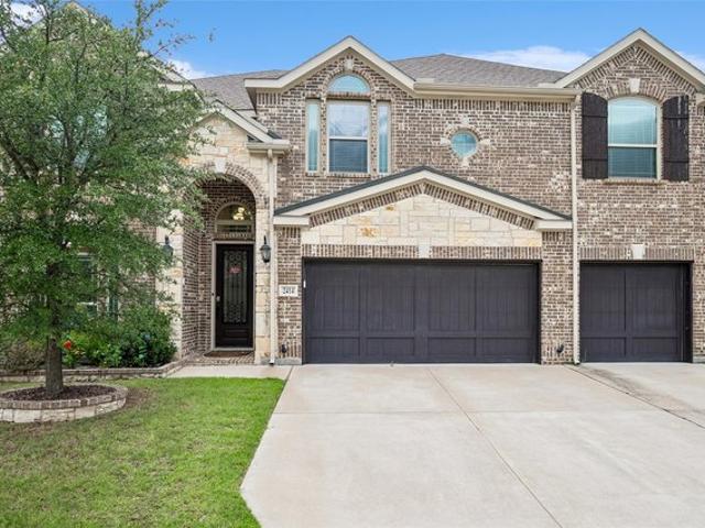 2414 Tawakoni Dr, Wylie, TX 75098