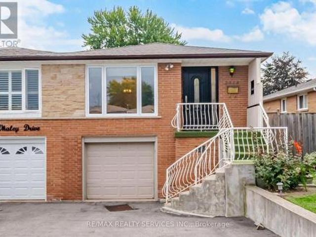 2414 Whaley Drive, Mississauga, ON, L5B 2B5 house for sale | Listing ID W13816 | Royal LePage