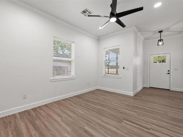 2415 S 9th Street