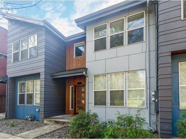 2416 SE Morrison St, Portland, OR 97214 | MLS #745769