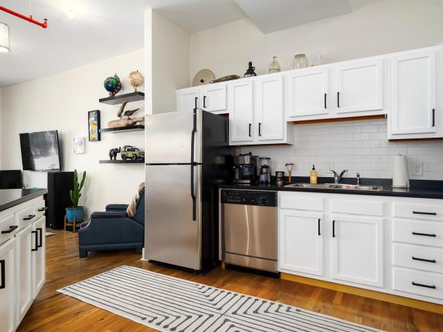 2416 1St Avenue N # 13