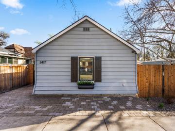2417 W Hazel