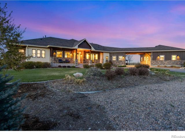 2418 Barry Lane