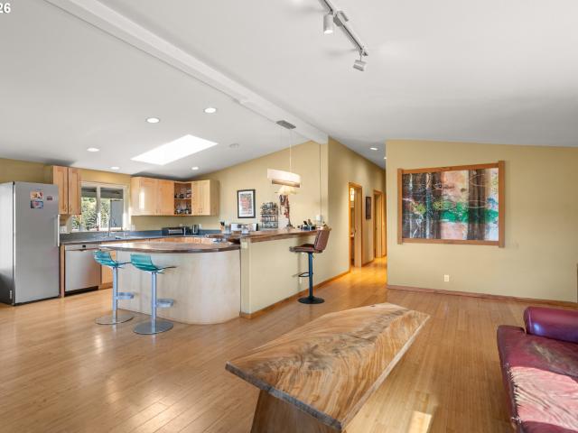 24195 carpenterville rd
