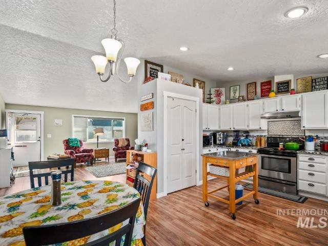 2419 Sagittarius Dr