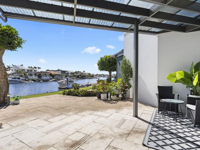 24/100 Morala Avenue, Runaway Bay, QLD 4216