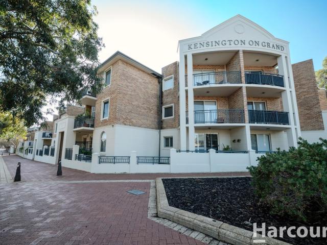 24/101 Grand Boulevard, JOONDALUP, WA 6027
