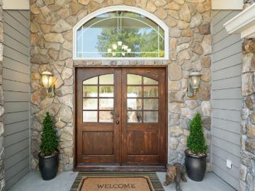 24101 Mountain Charlie Road, Los Gatos, US, CA