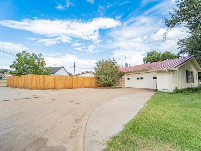 2410 Sha Lane