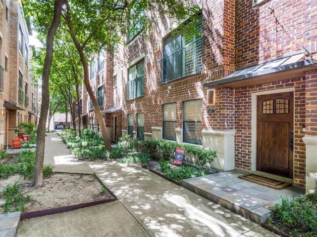 2411 N Hall Street # 31