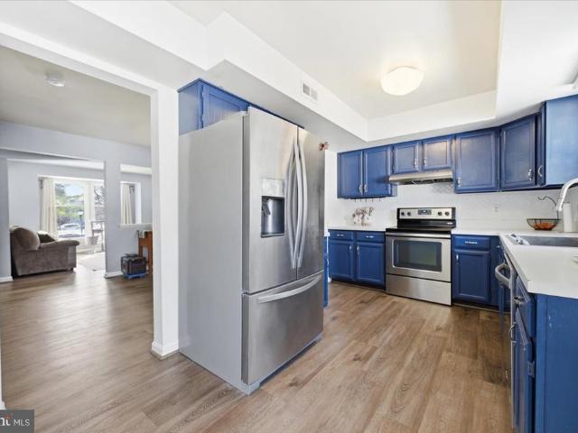 2411 Dunmore Court
