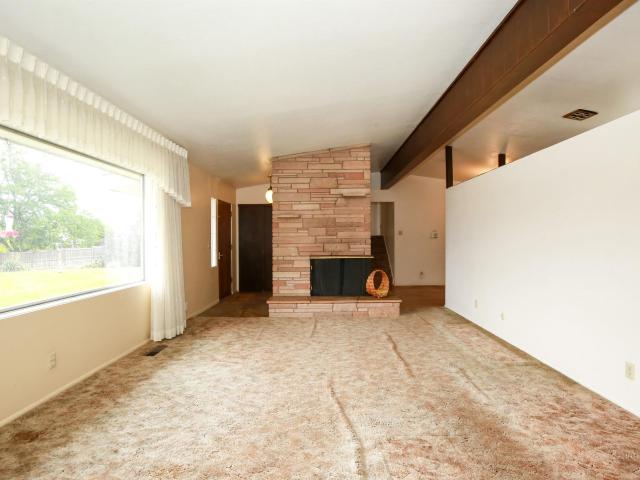 2411 Sunset Drive