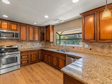 24126 Green Valley Rd, Auburn, CA 95602 | MLS #226022