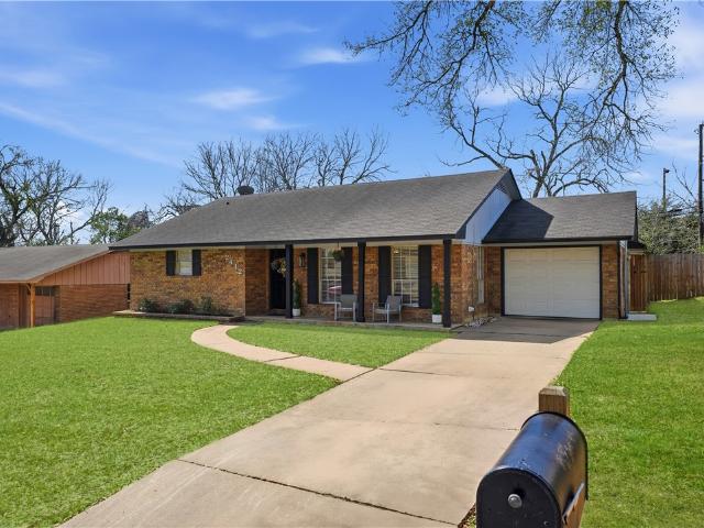 2412 Airline Dr, Brenham, TX 77833 | MLS #44409