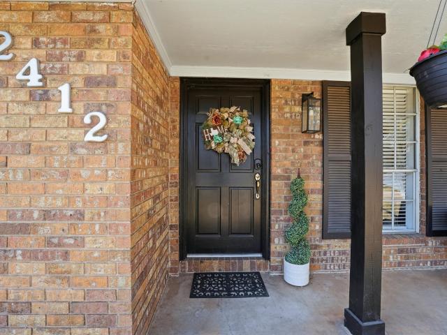 2412 Airline Drive