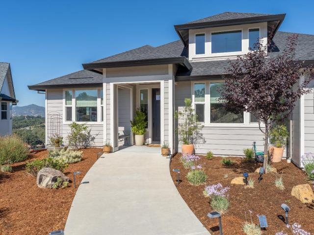2412 Celestin Ct, Ukiah, CA 95482 | MLS #326047