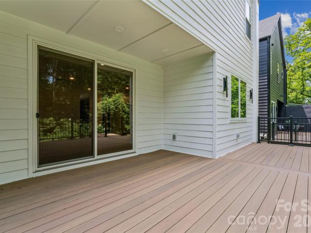 2412 Crestview Dr, Charlotte, NC 28216 | MLS #4332