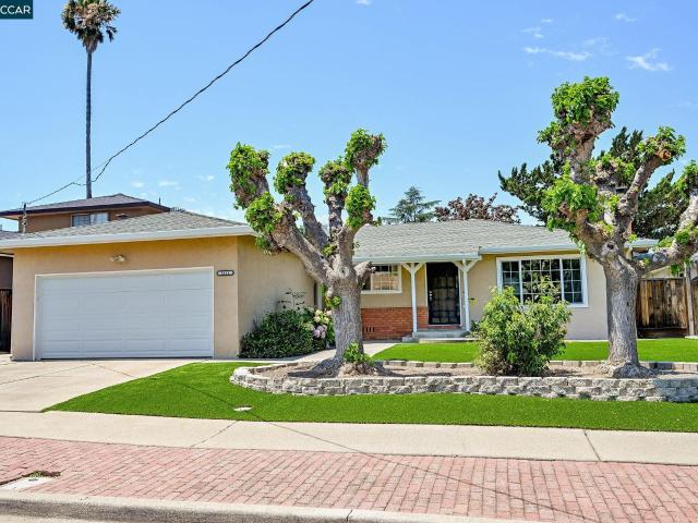 2412 Desrys Blvd