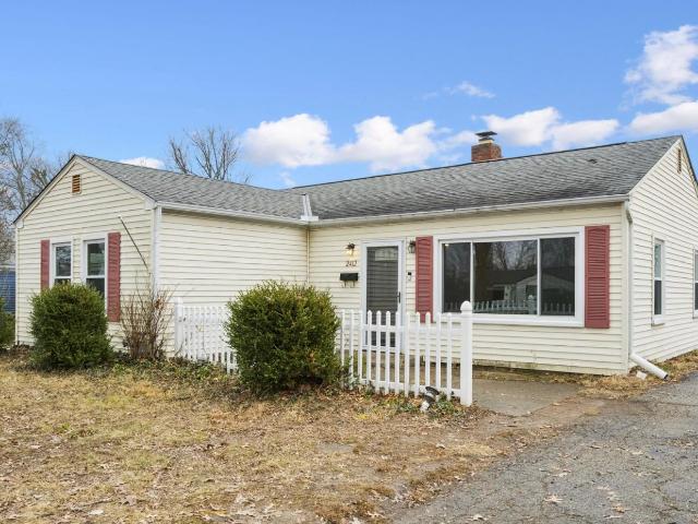2412 Findlater Court