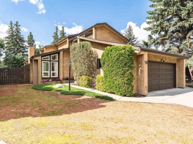 2412 Street Nw, Edmonton, AB, T6J 3S1 house for sale | Listing ID E4504 | Royal LePage