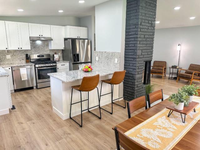 2413 Edgevale Road