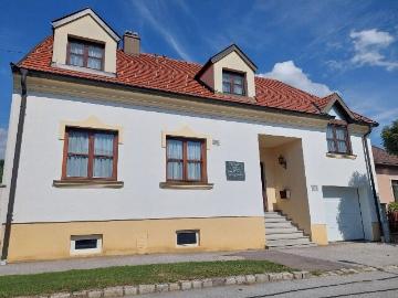 Halbturn, Bezirk Neusiedl am See, Burgenland
