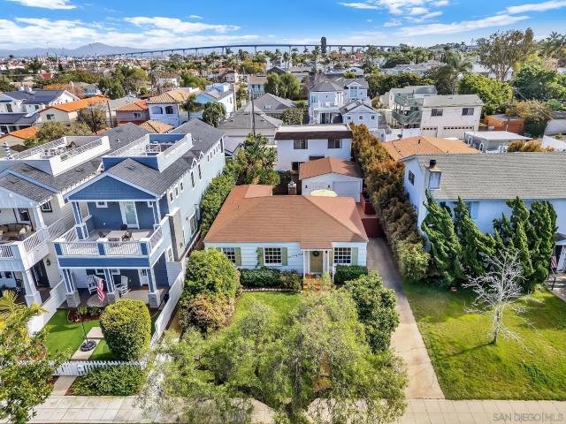 241 243 F Ave, Coronado, CA 92118 | MLS #260003