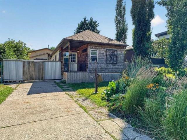 241 25 Avenue Ne, Calgary, AB, T2E 1Y2 house for sale | Listing ID A2332 | Royal LePage