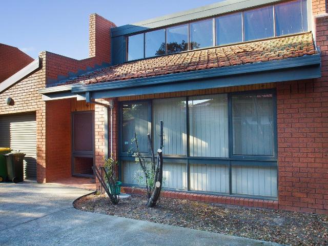 2/41 43 Leinster Grove, Northcote