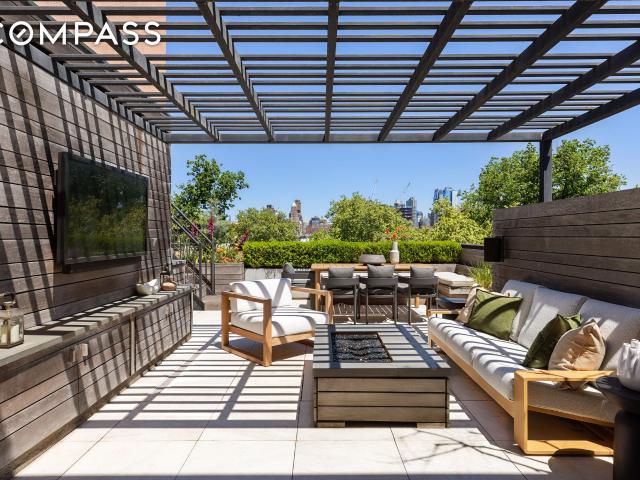 241 Carroll Street, Brooklyn, NY