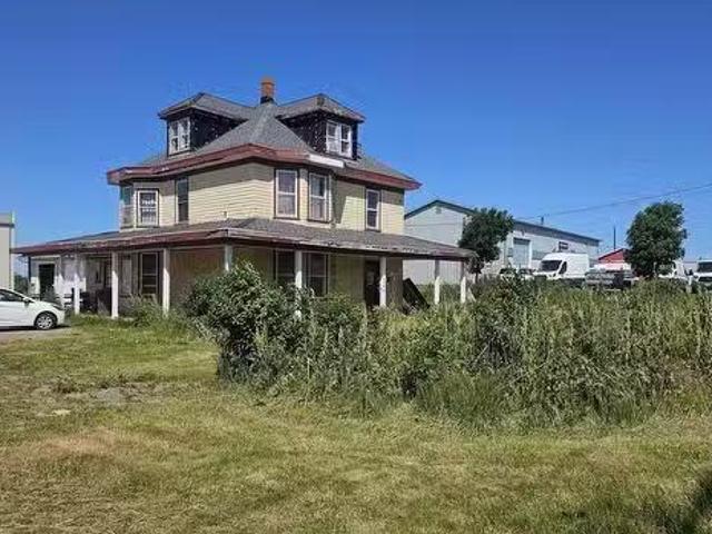 241 Brackley Point Road, Charlottetown, PE, C1A 6Z2 house fo.